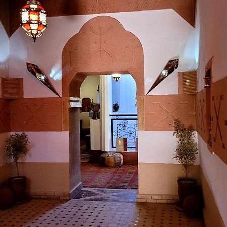 Tafsut Dades Guesthouse Stay With Locals Tamellalt  ภายนอก รูปภาพ