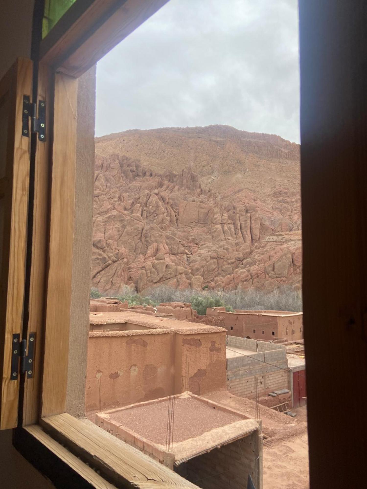 Tafsut Dades Guesthouse Stay With Locals Tamellalt  ภายนอก รูปภาพ