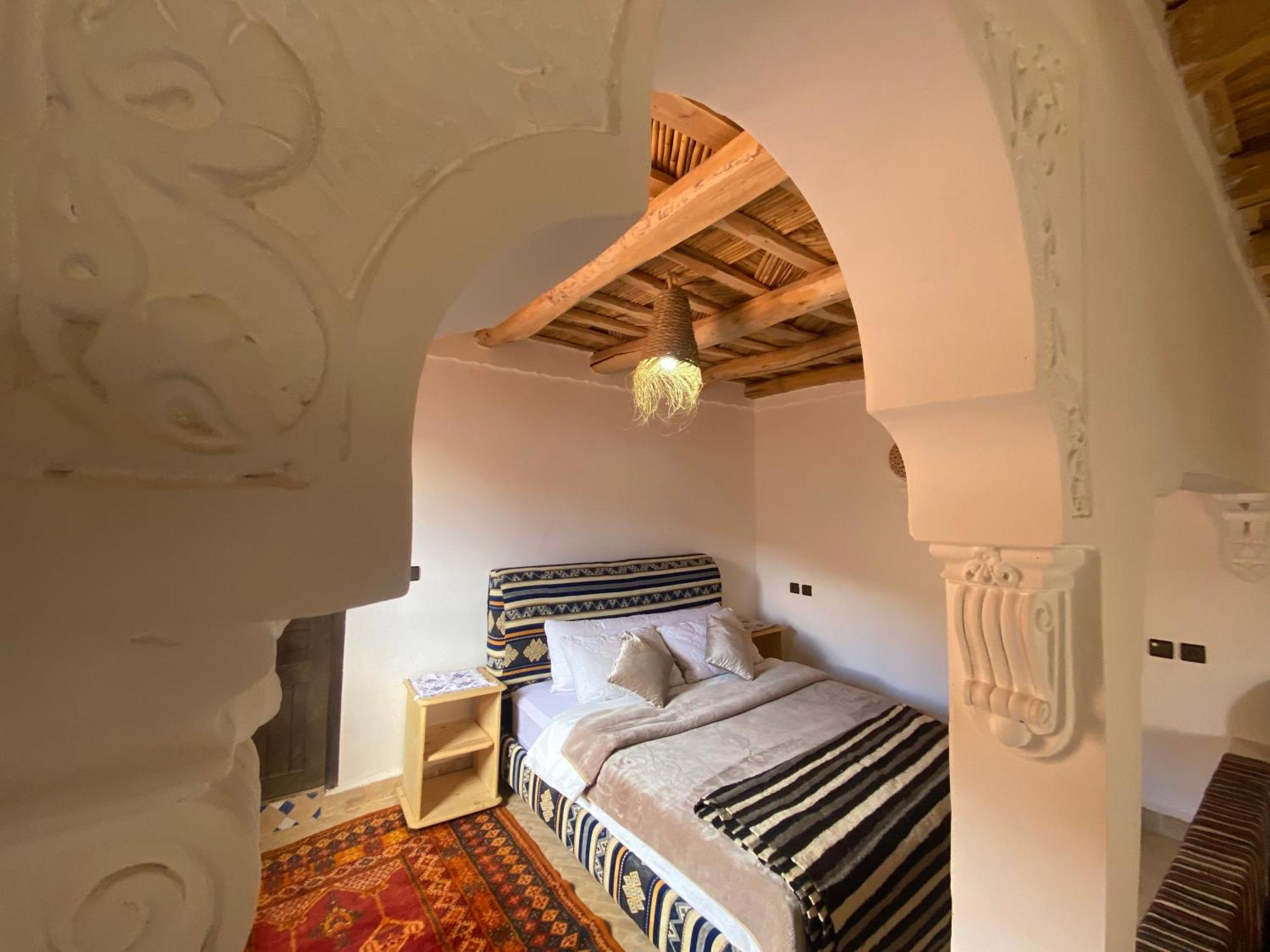 Tafsut Dades Guesthouse Stay With Locals Tamellalt  ภายนอก รูปภาพ