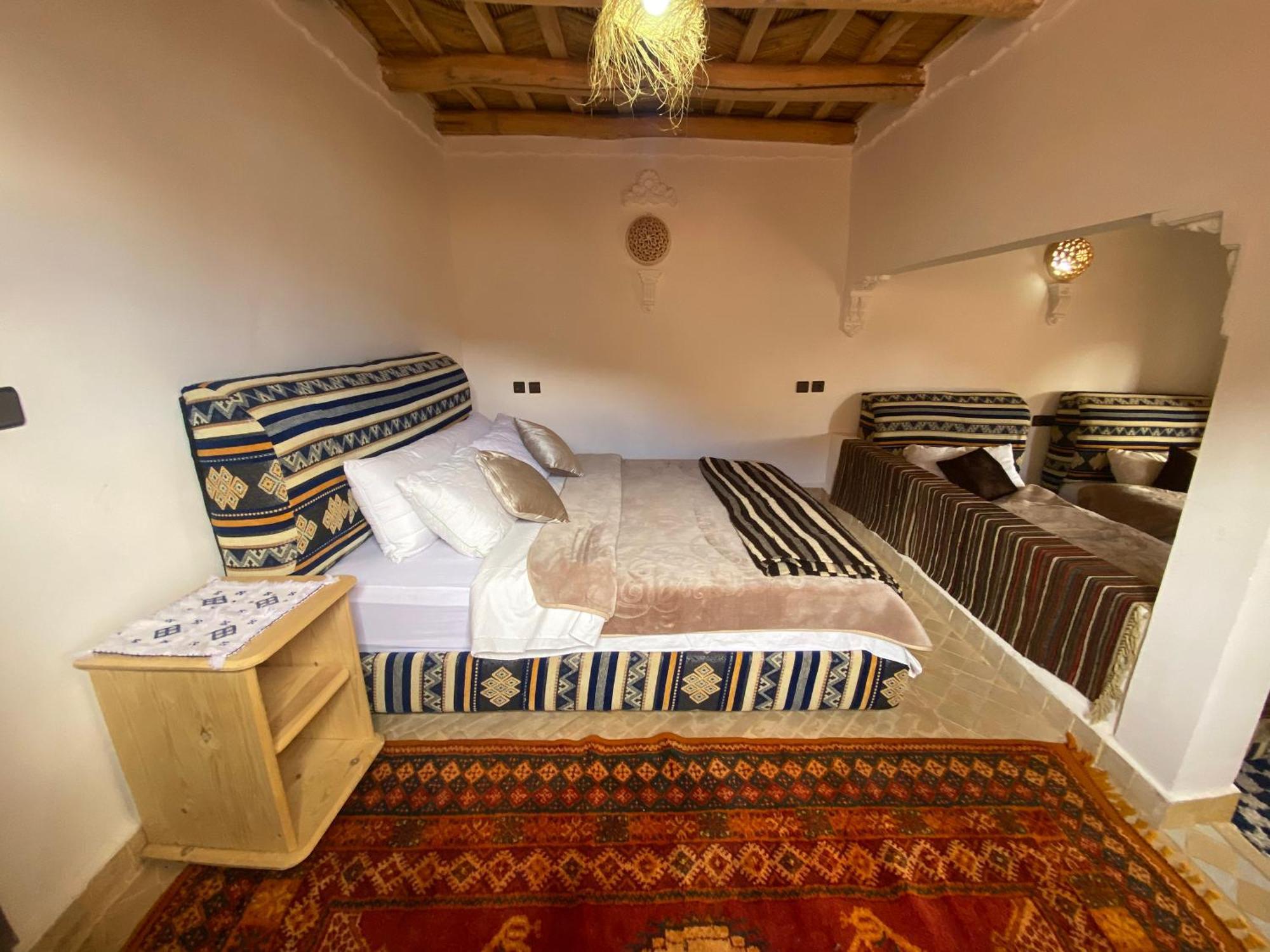 Tafsut Dades Guesthouse Stay With Locals Tamellalt  ภายนอก รูปภาพ