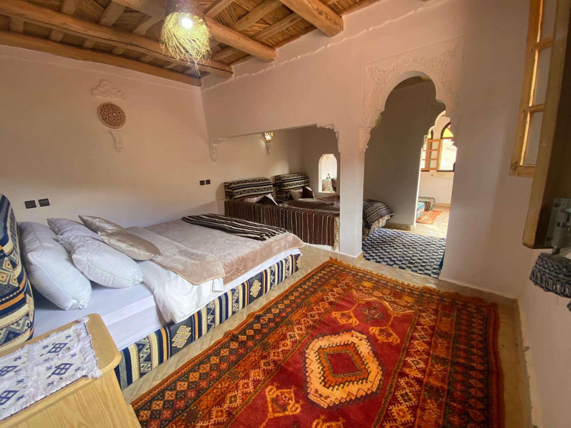 Tafsut Dades Guesthouse Stay With Locals Tamellalt  ภายนอก รูปภาพ