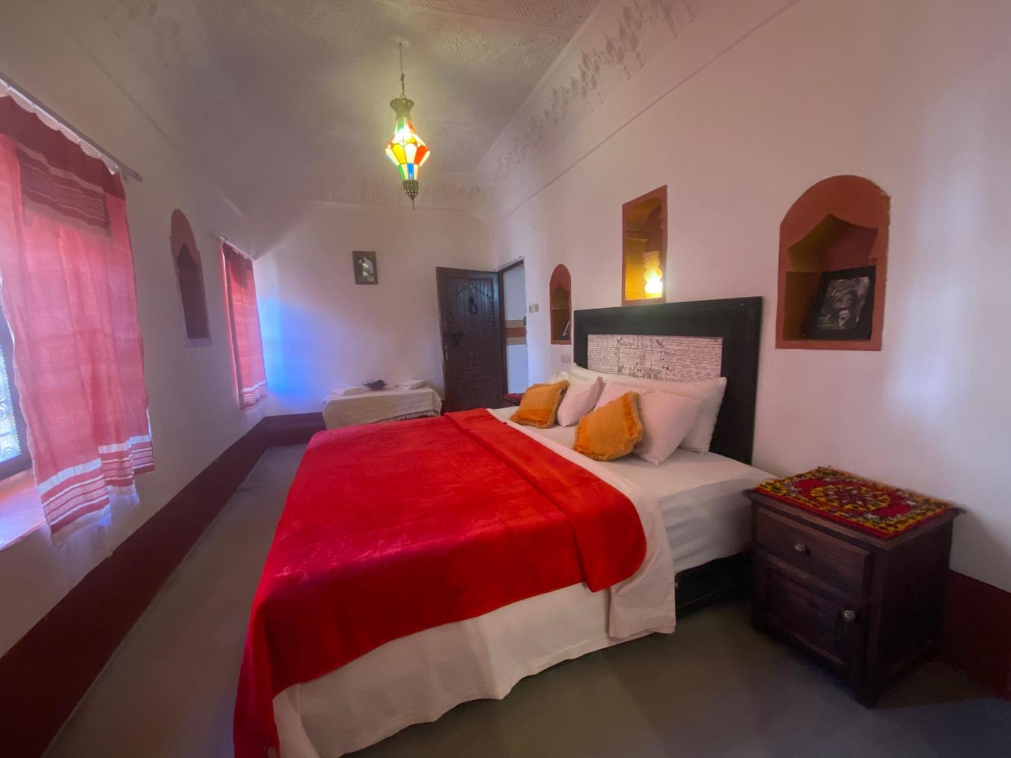 Tafsut Dades Guesthouse Stay With Locals Tamellalt  ภายนอก รูปภาพ